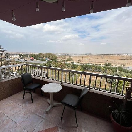 Spacious Apartment - Heliopolis 10Min From Airport Каир Экстерьер фото
